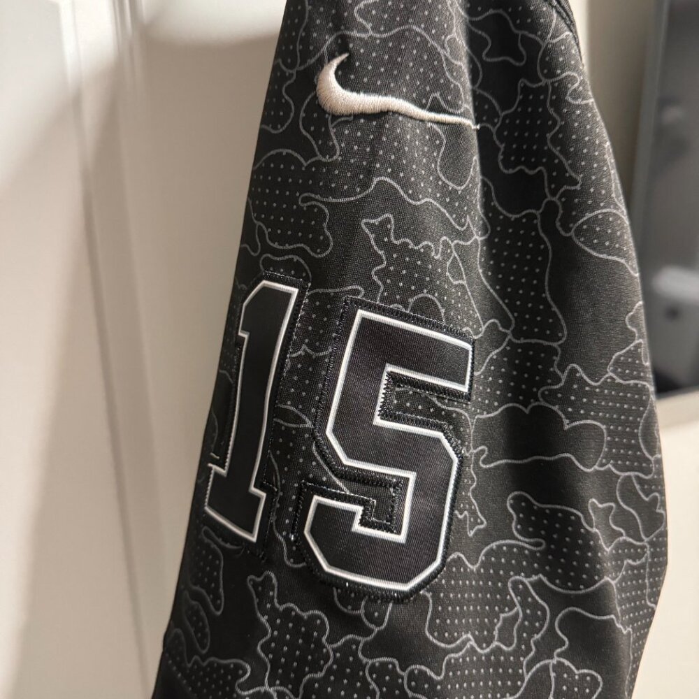 KC CHIEFS - NFL Nike Jersey - Patrick Mahomes #15 - Picture 4 of 6